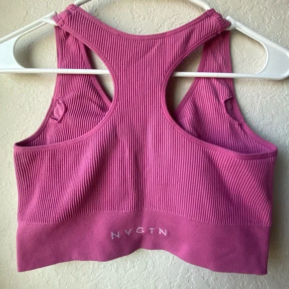 NVGTN Cinched Seamless Bra in Bubble Gum Pink - Size XL - Picture 5 of 7